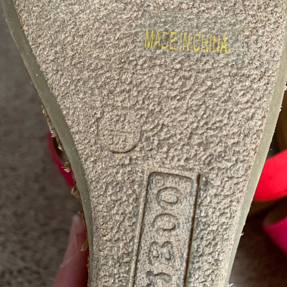 Multi Color Platform Wedge NWOT (Size 7.5) - Picture 5 of 5
